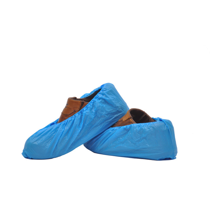 Copriscarpe in Polietilene CPE 40 Micron Blu (2000 Pezzi) Copriscarpe in Polietilene CPE 40 Micron Blu (2000 Pezzi)